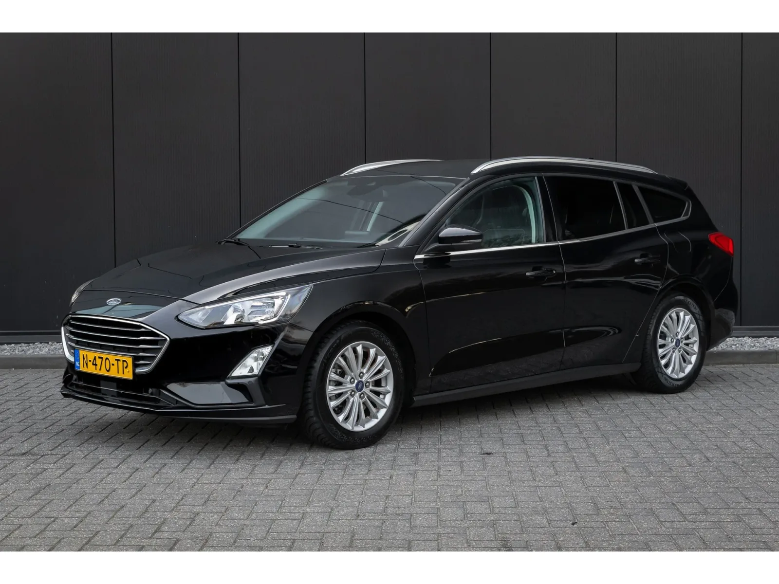 Ford Focus (2022) — foto 1