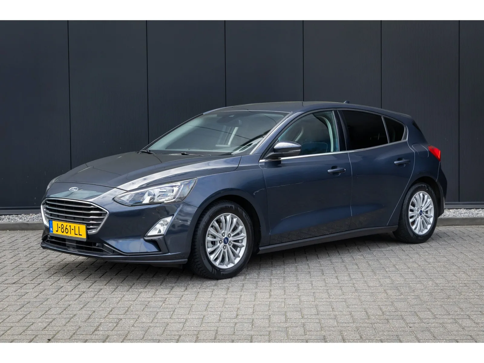 Ford Focus (2020) — foto 1