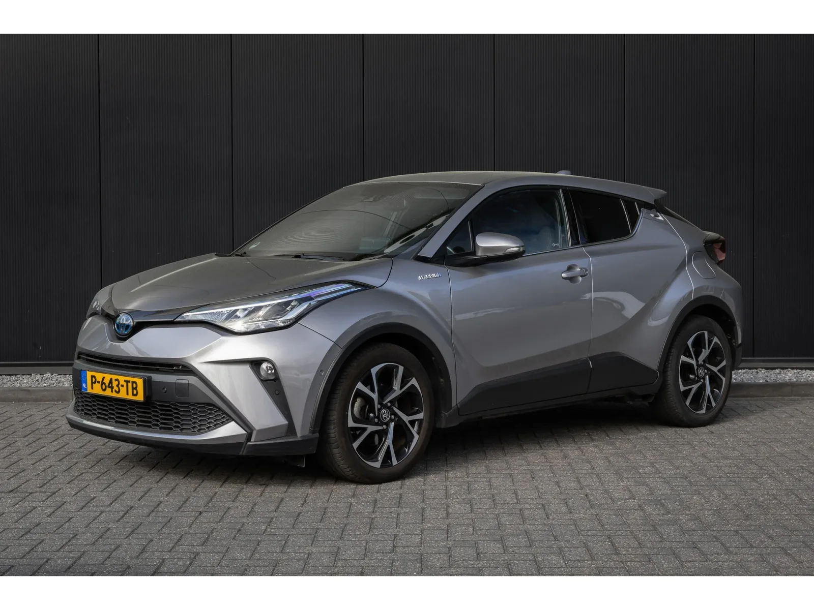 Toyota C-HR (2022) — foto 1