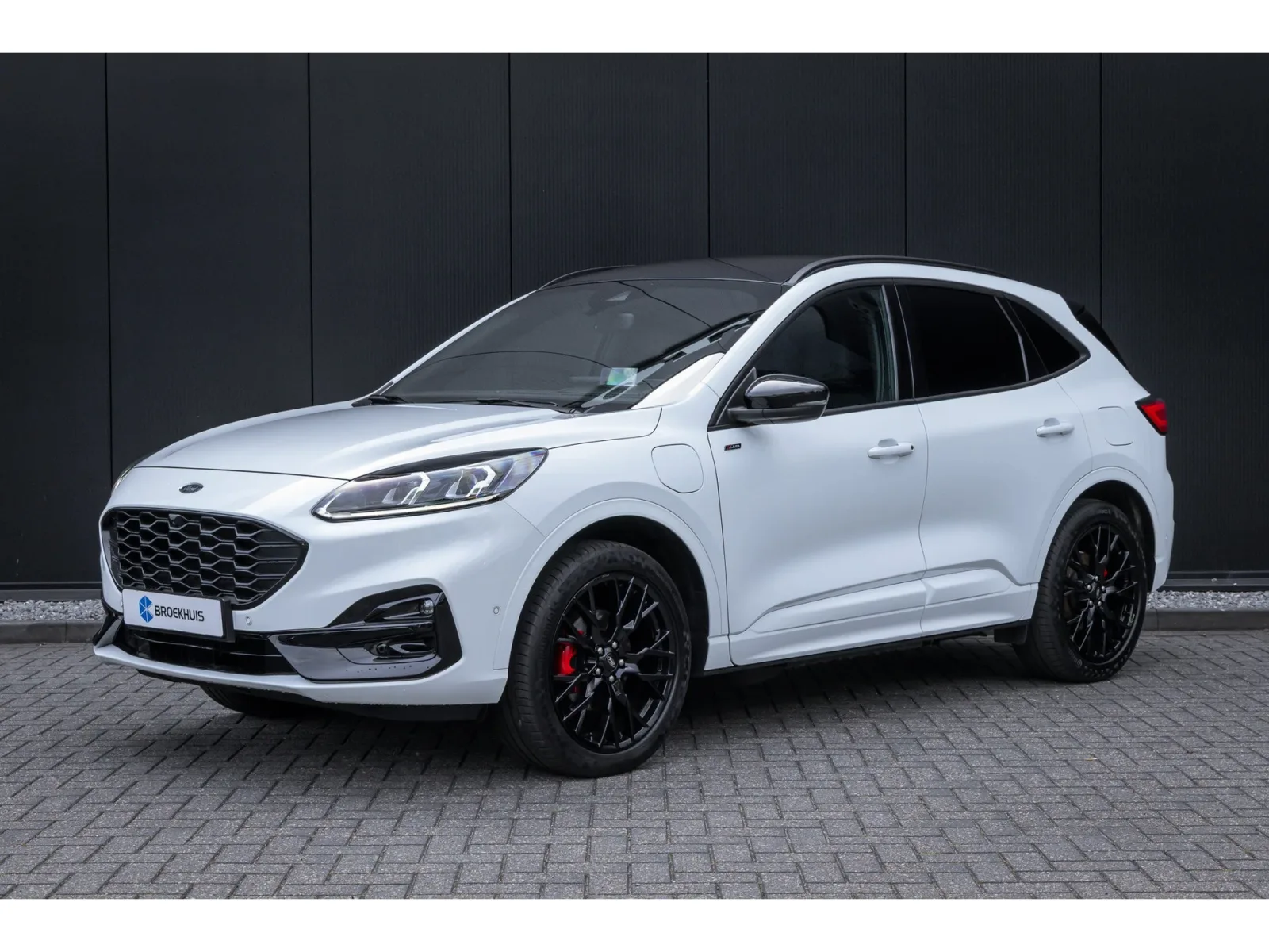 Ford Kuga (2023) — foto 1