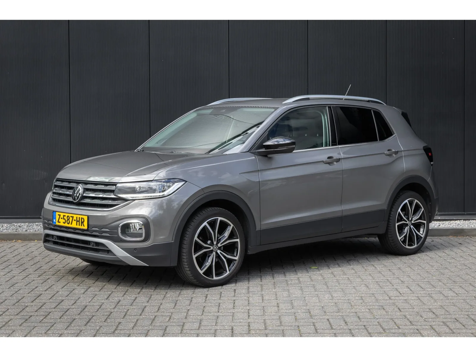Volkswagen T-Cross (2021) — foto 1