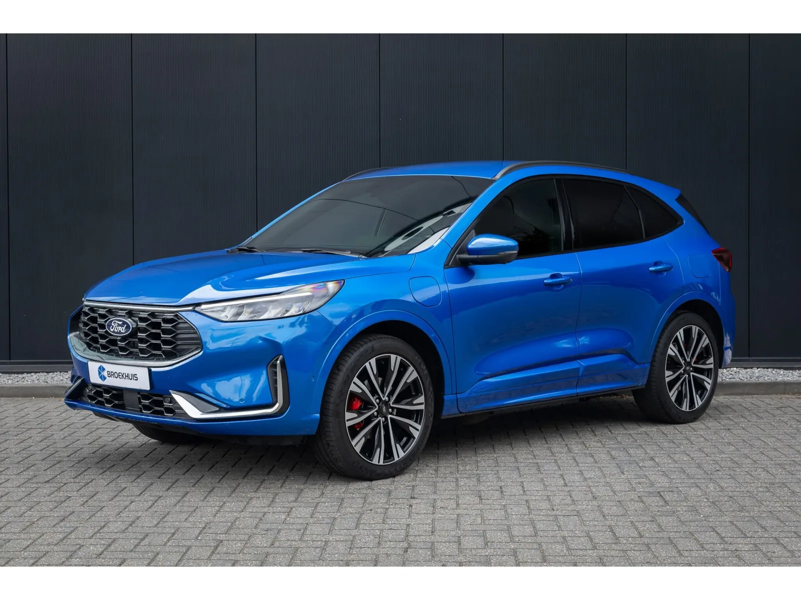 Ford Kuga (2024) — foto 1