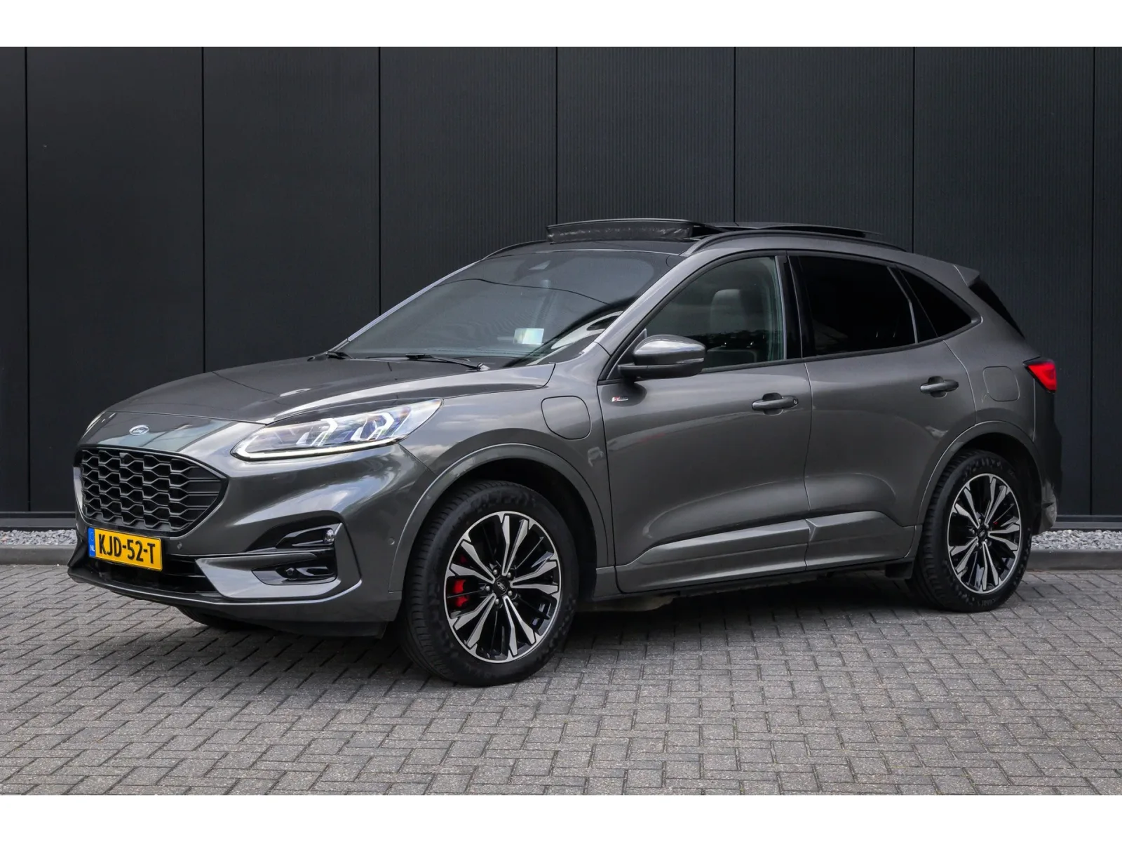 Ford Kuga (2022) — foto 1