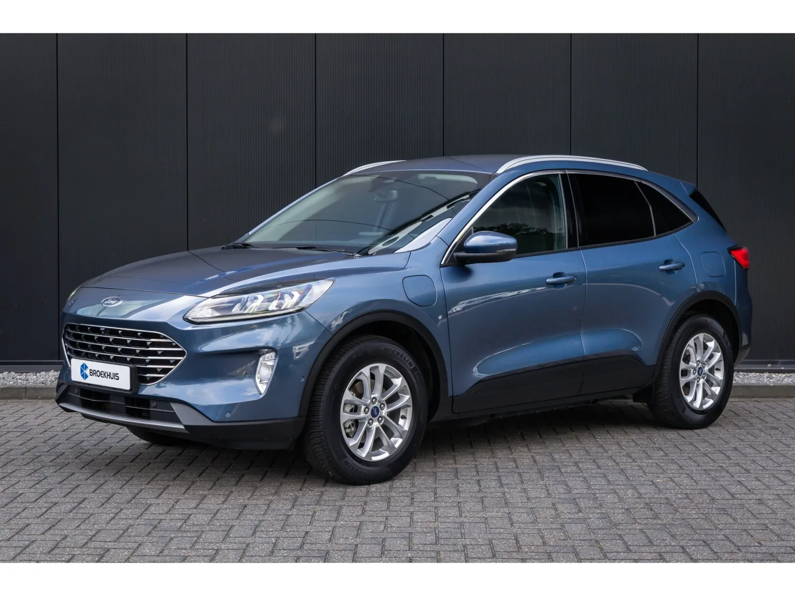 Ford Kuga (2022) — foto 1