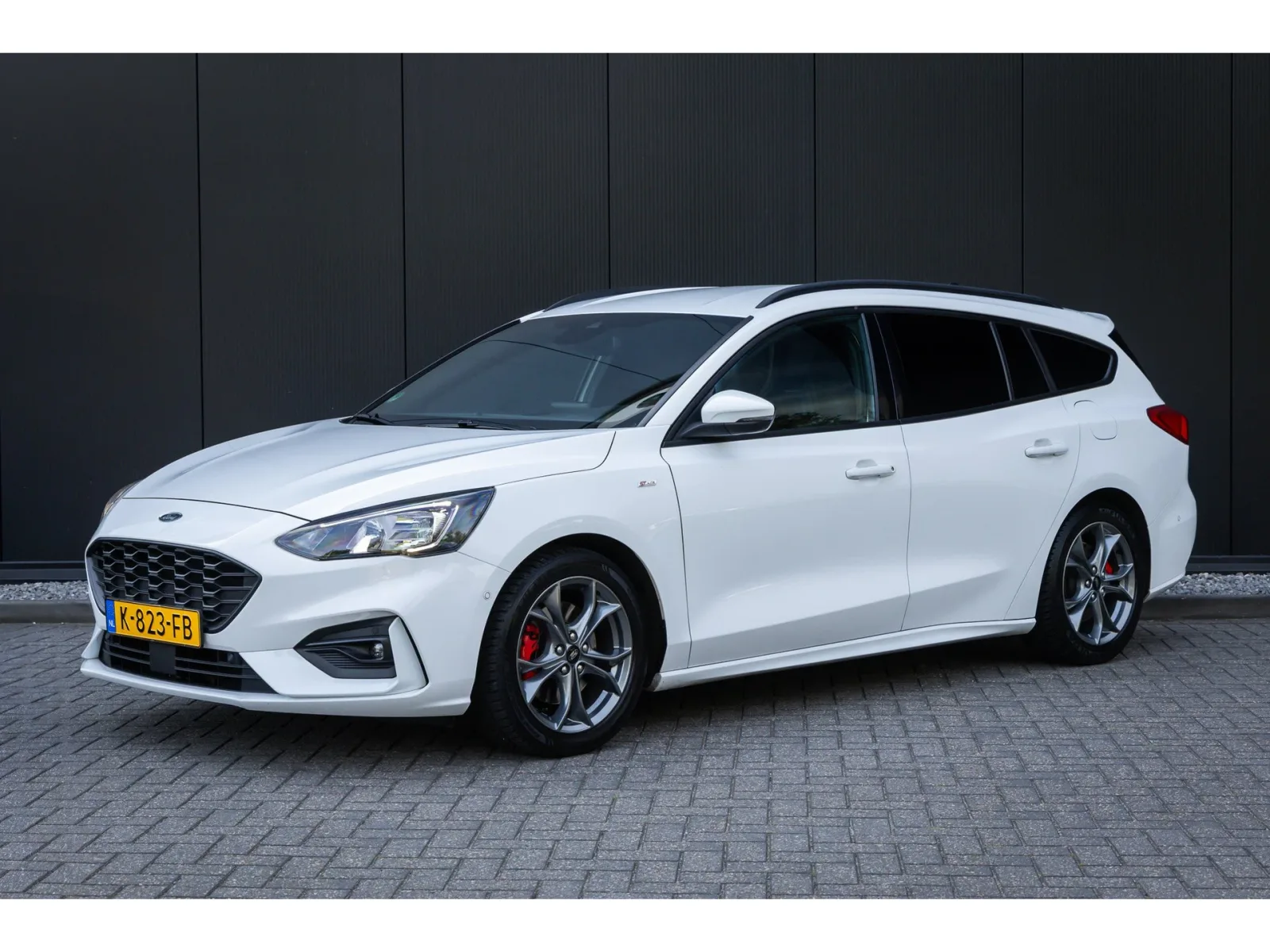 Ford Focus (2020) — foto 1