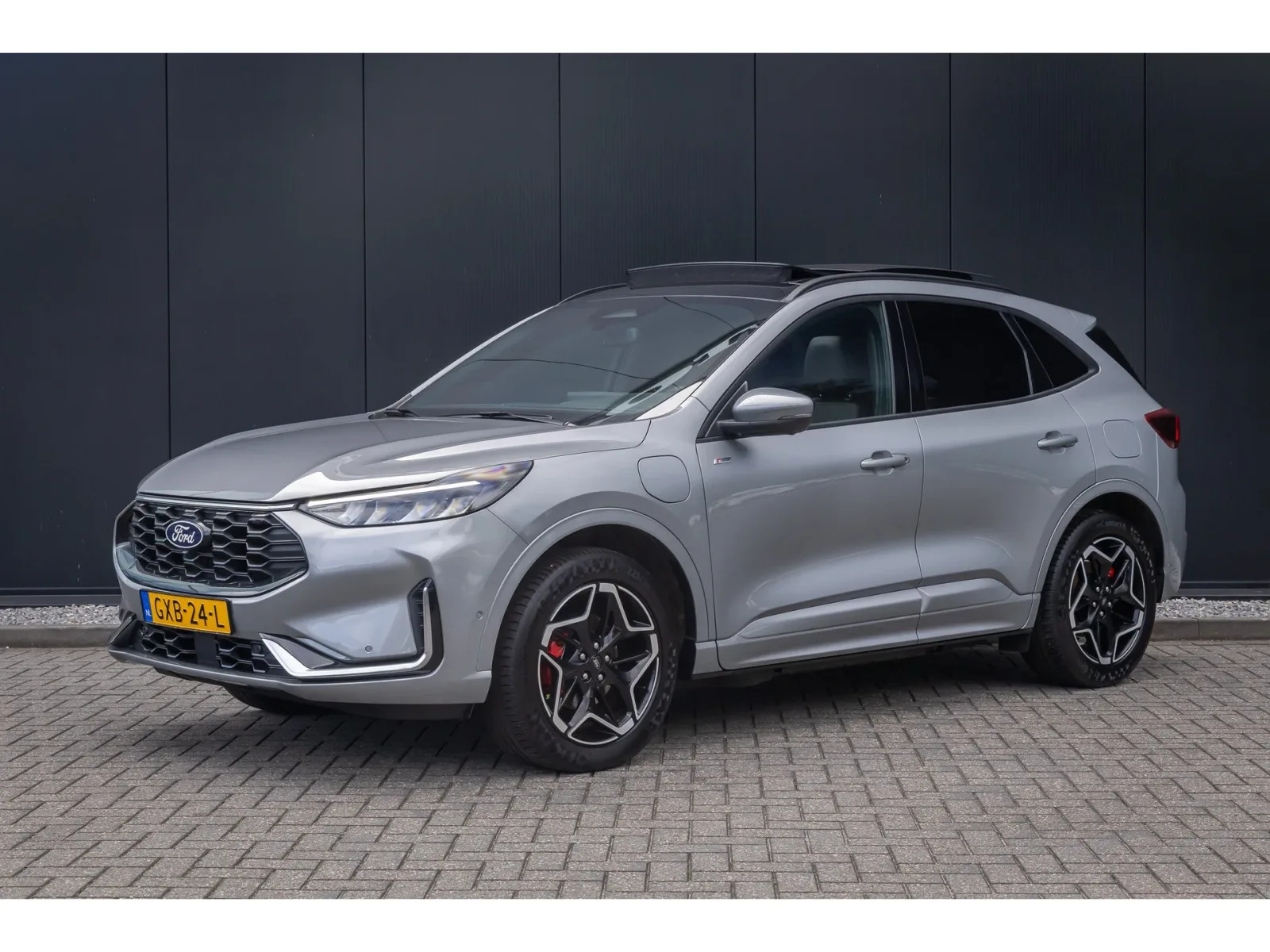 Ford Kuga (2025) — foto 1