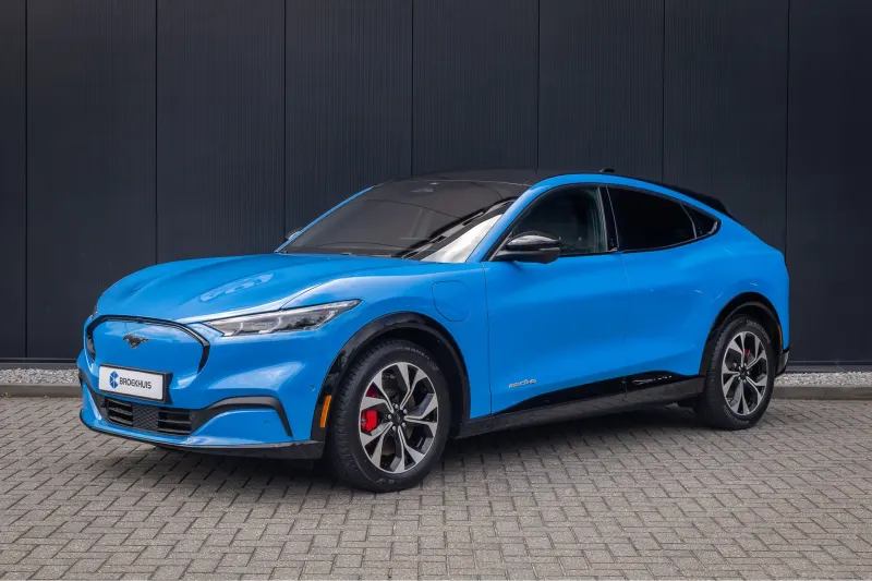 Ford Mustang Mach-E (2023)