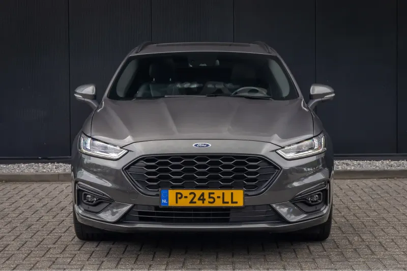 Ford Mondeo (2021)