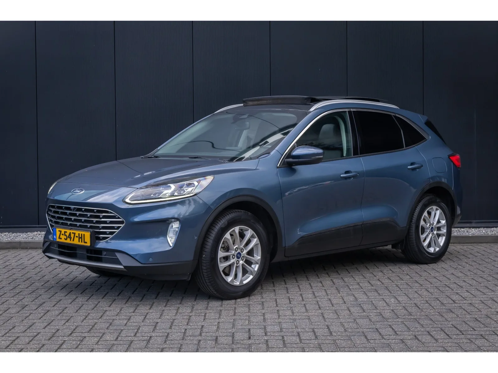 Ford Kuga (2021) — foto 1