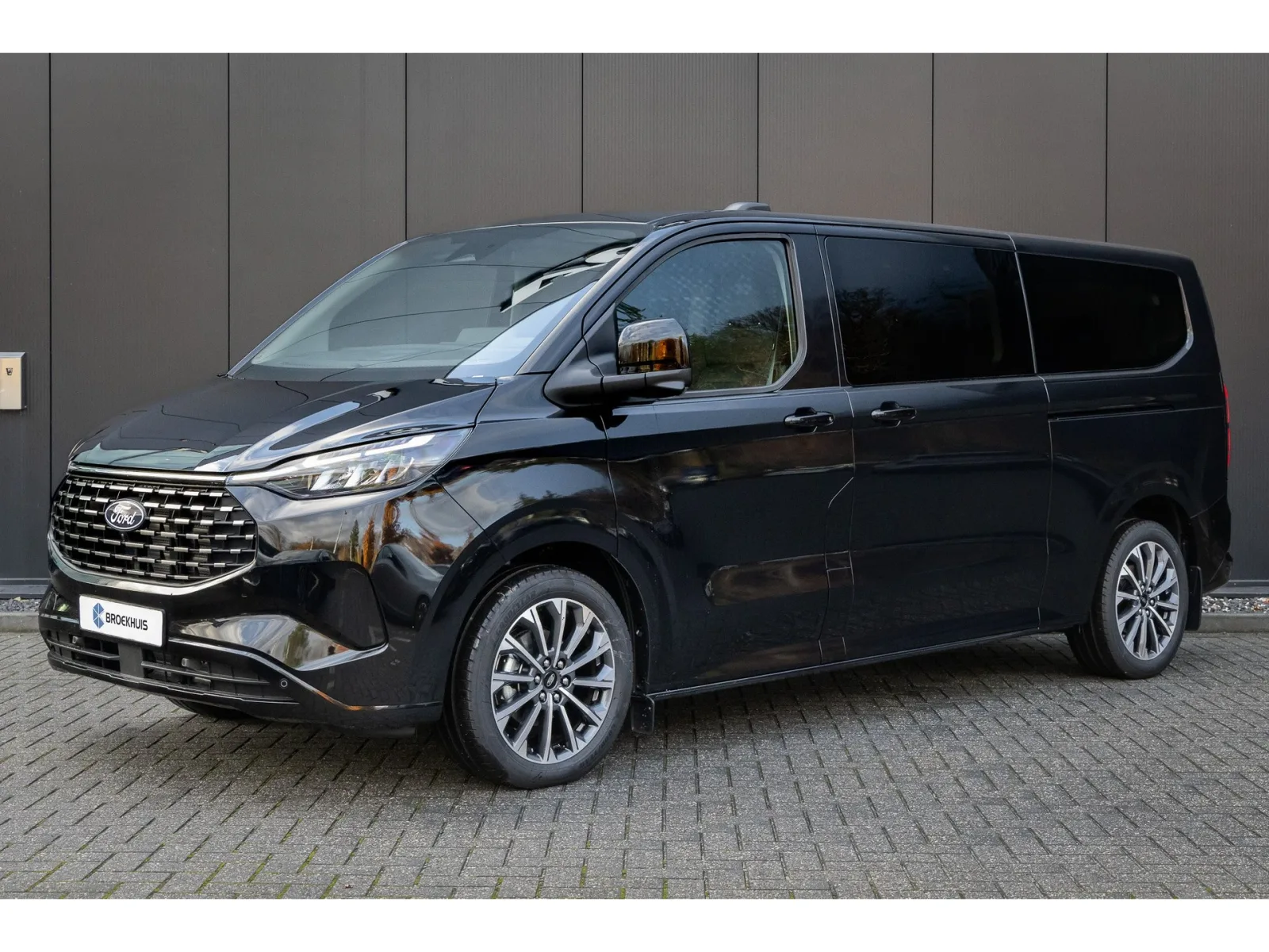 Ford Transit Custom (2025) — foto 1
