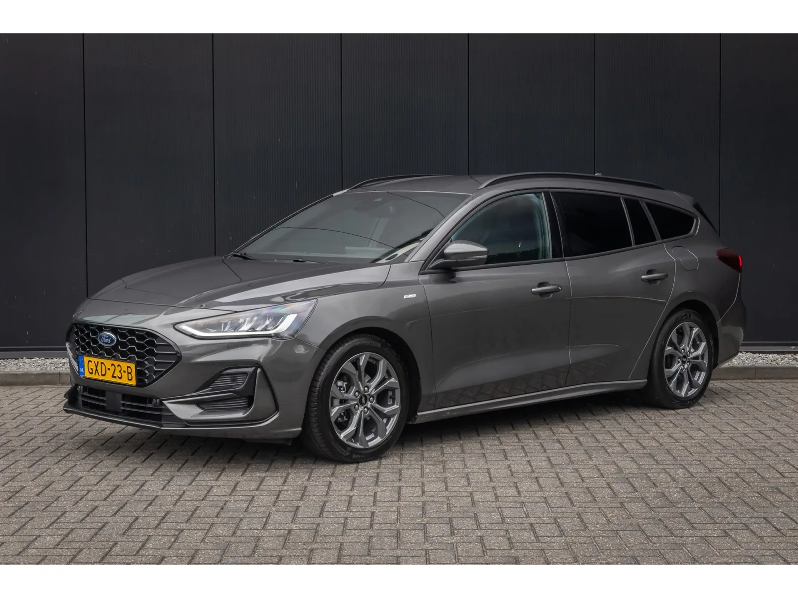 Ford Focus (2025) — foto 1