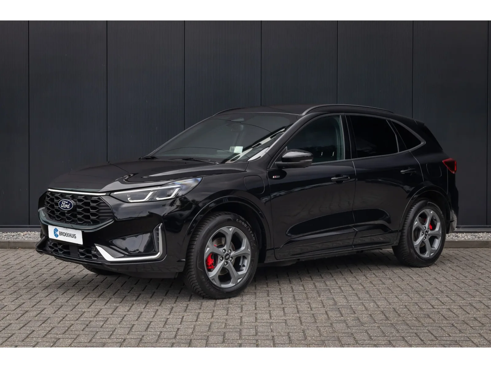 Ford Kuga (2025) — foto 1