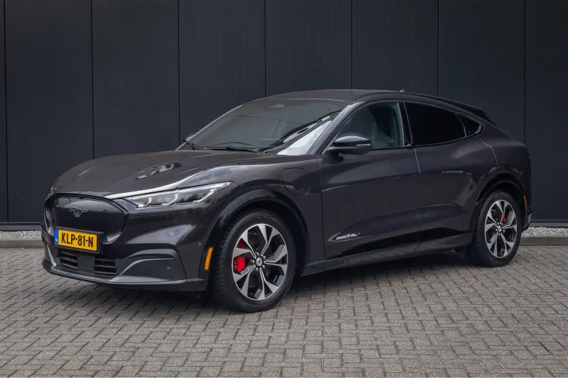 Ford Mustang Mach-E (2022)