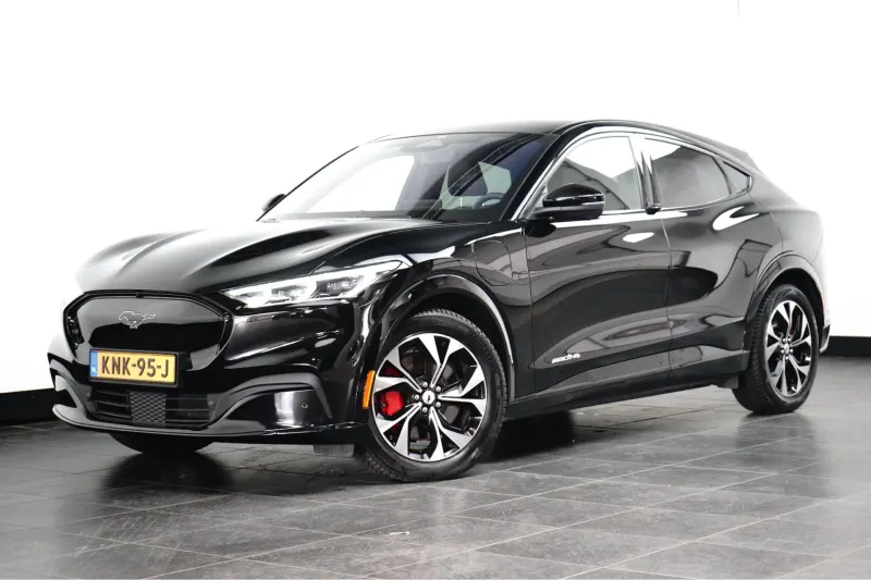 Ford Mustang Mach-E (2022)