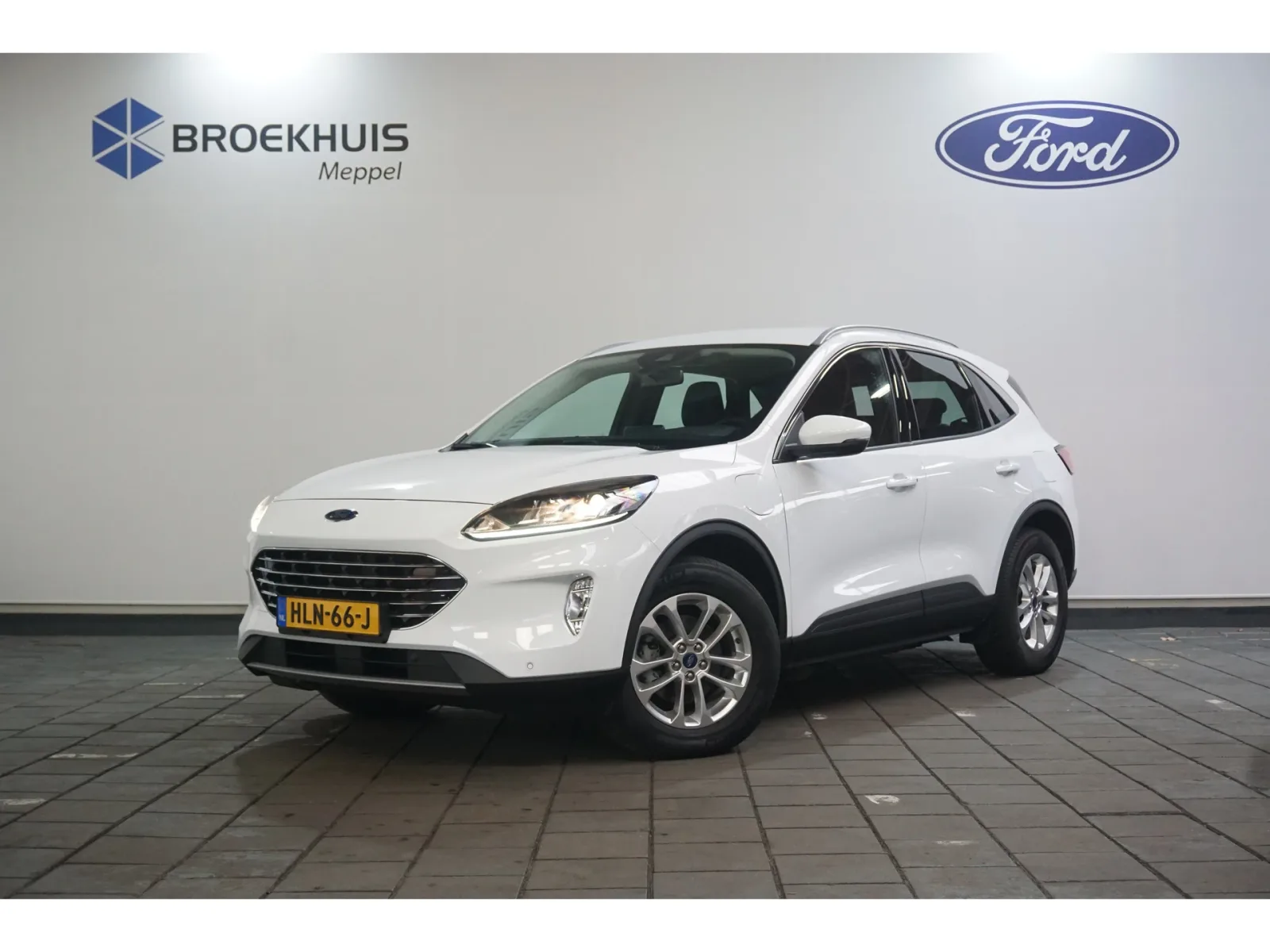 Ford Kuga (2022) — foto 1