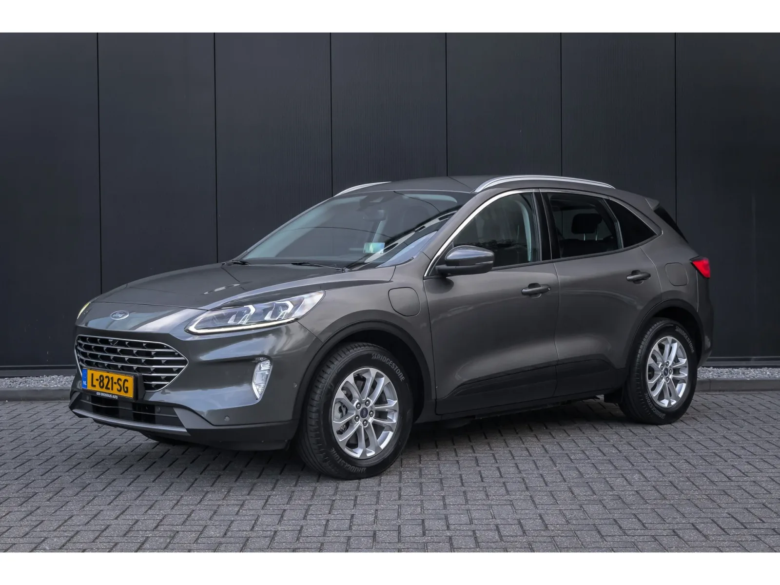 Ford Kuga (2021) — foto 1