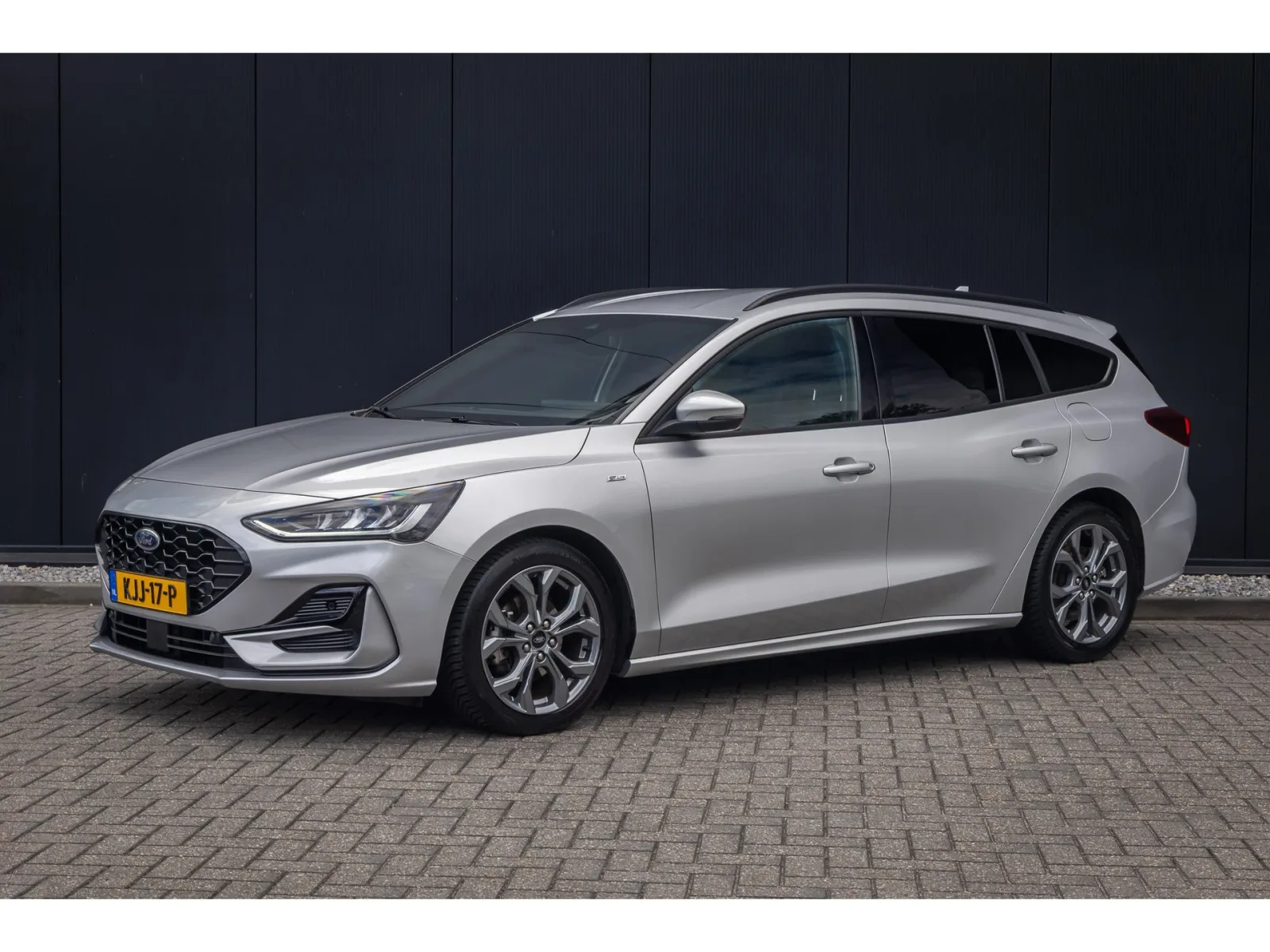 Ford Focus (2023) — foto 1
