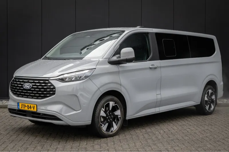 Ford Transit Custom (2025)