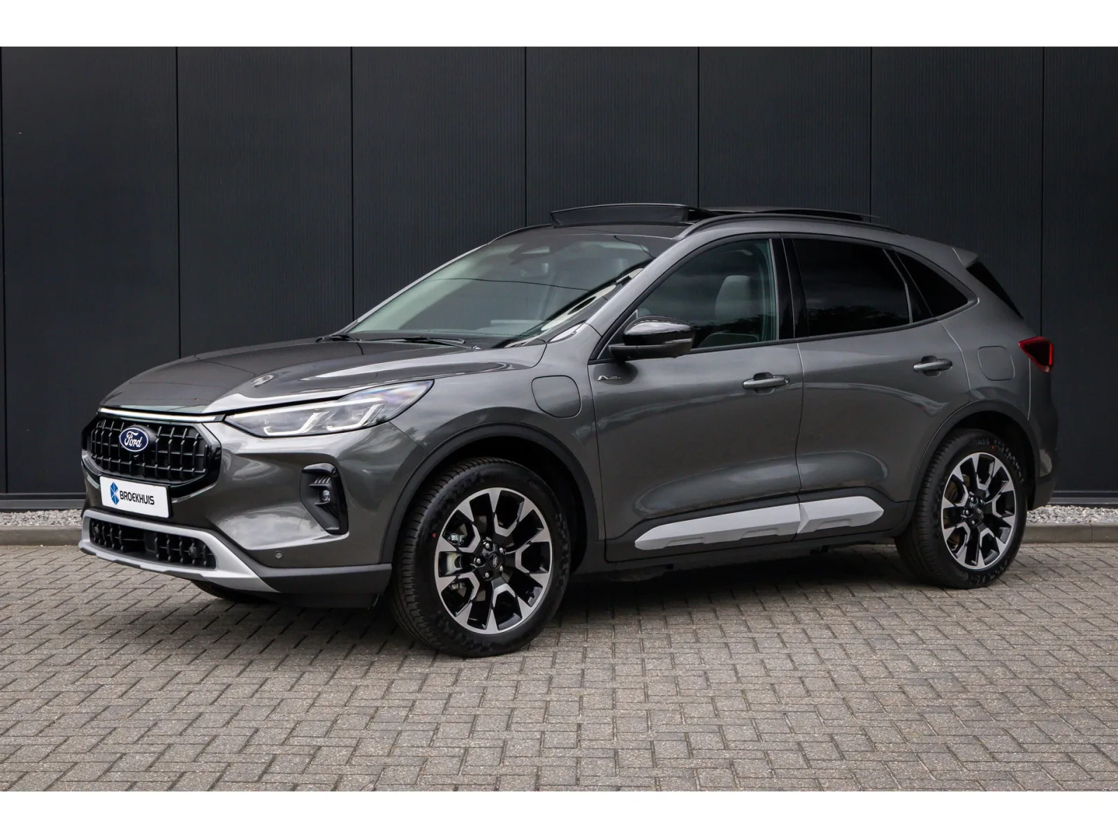 Ford Kuga (2025) — foto 1