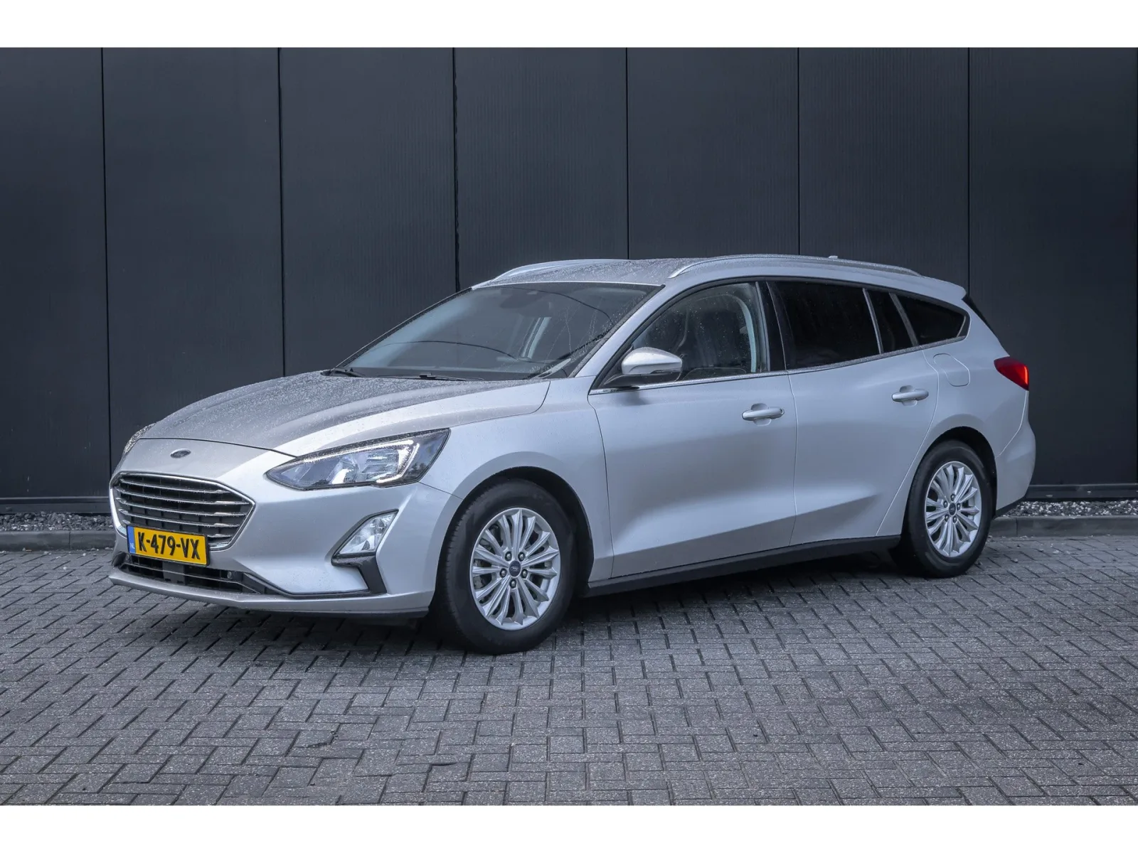 Ford Focus (2021) — foto 1