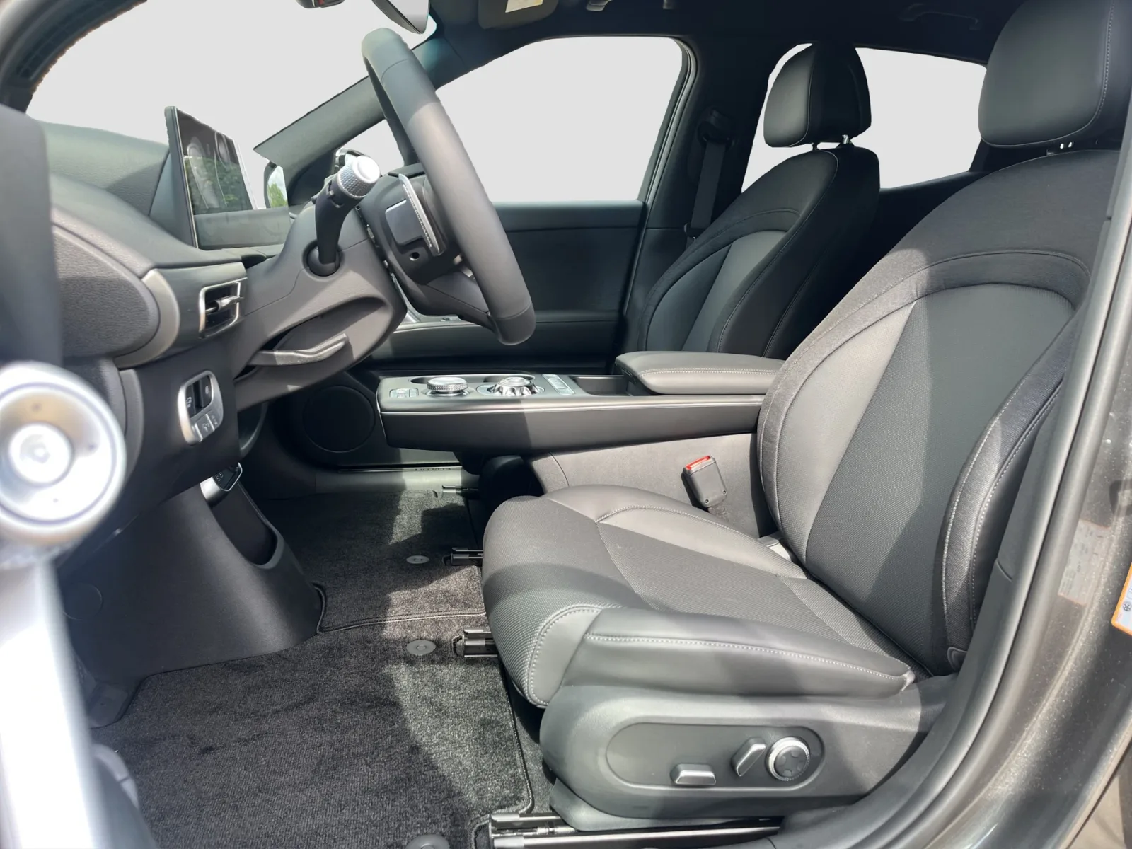 Genesis GV60 (2026) — foto 1