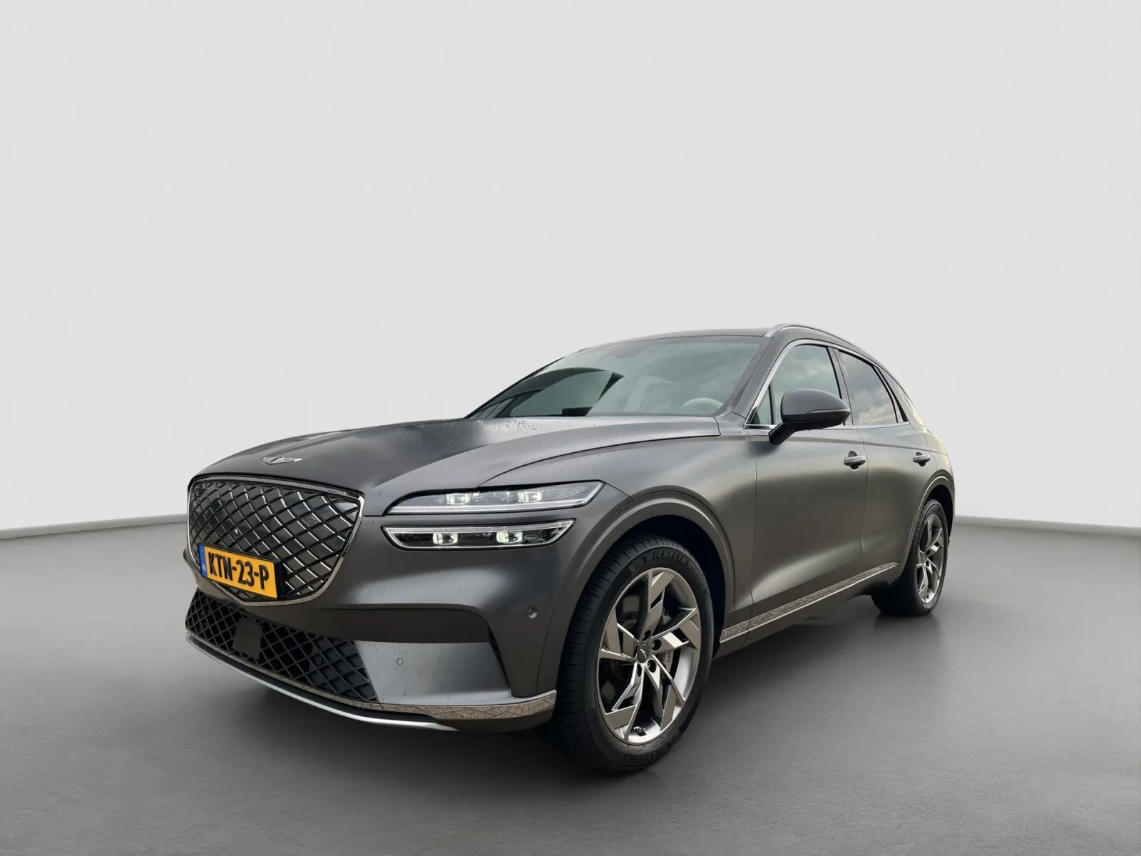 Genesis GV70 (2023) — foto 1