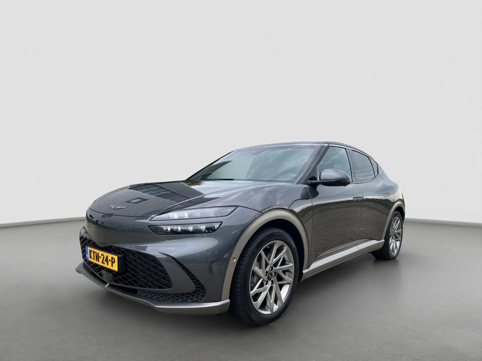 Genesis GV60 (2023) — foto 1