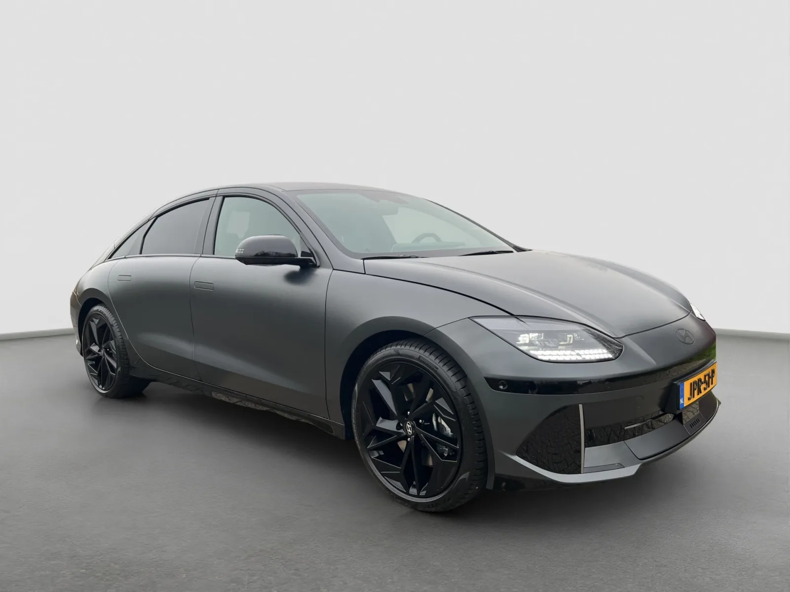 Hyundai Ioniq 6 (2025) — foto 1