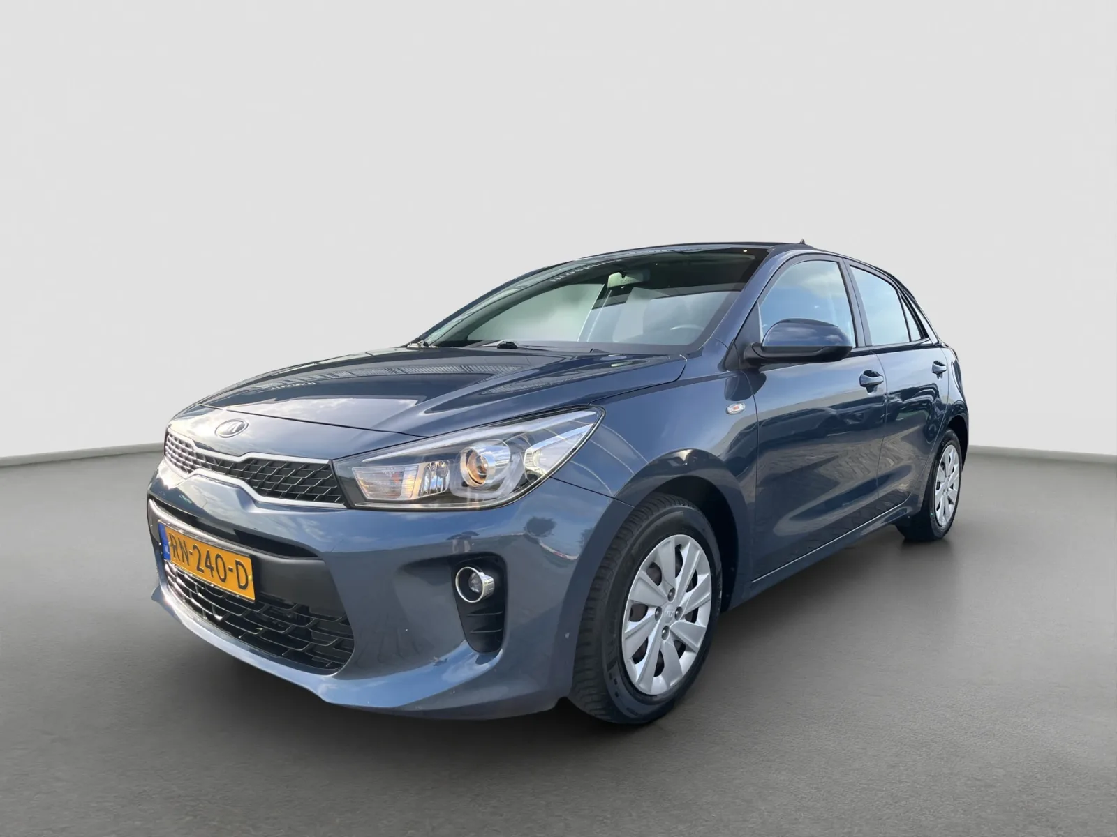 Kia Rio (2018) — foto 1