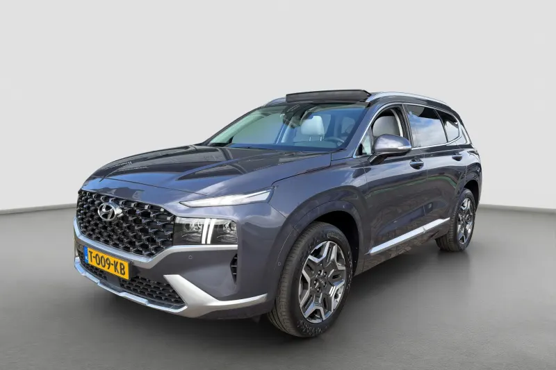 Hyundai Santa Fe (2023)