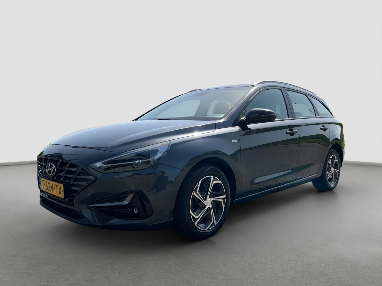 Hyundai i30 (2023) — foto 1