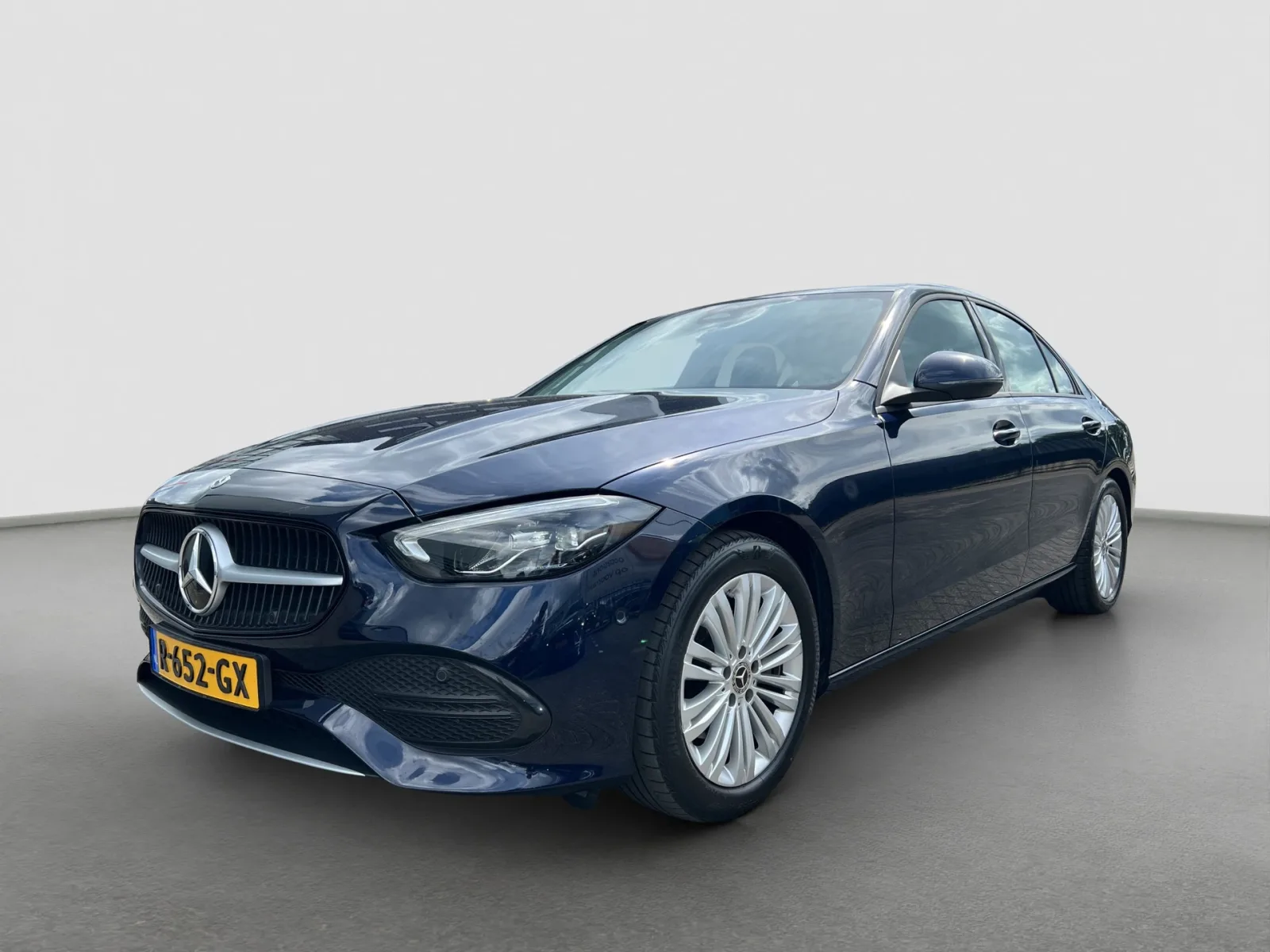 Mercedes-Benz C-Klasse (2022) — foto 1