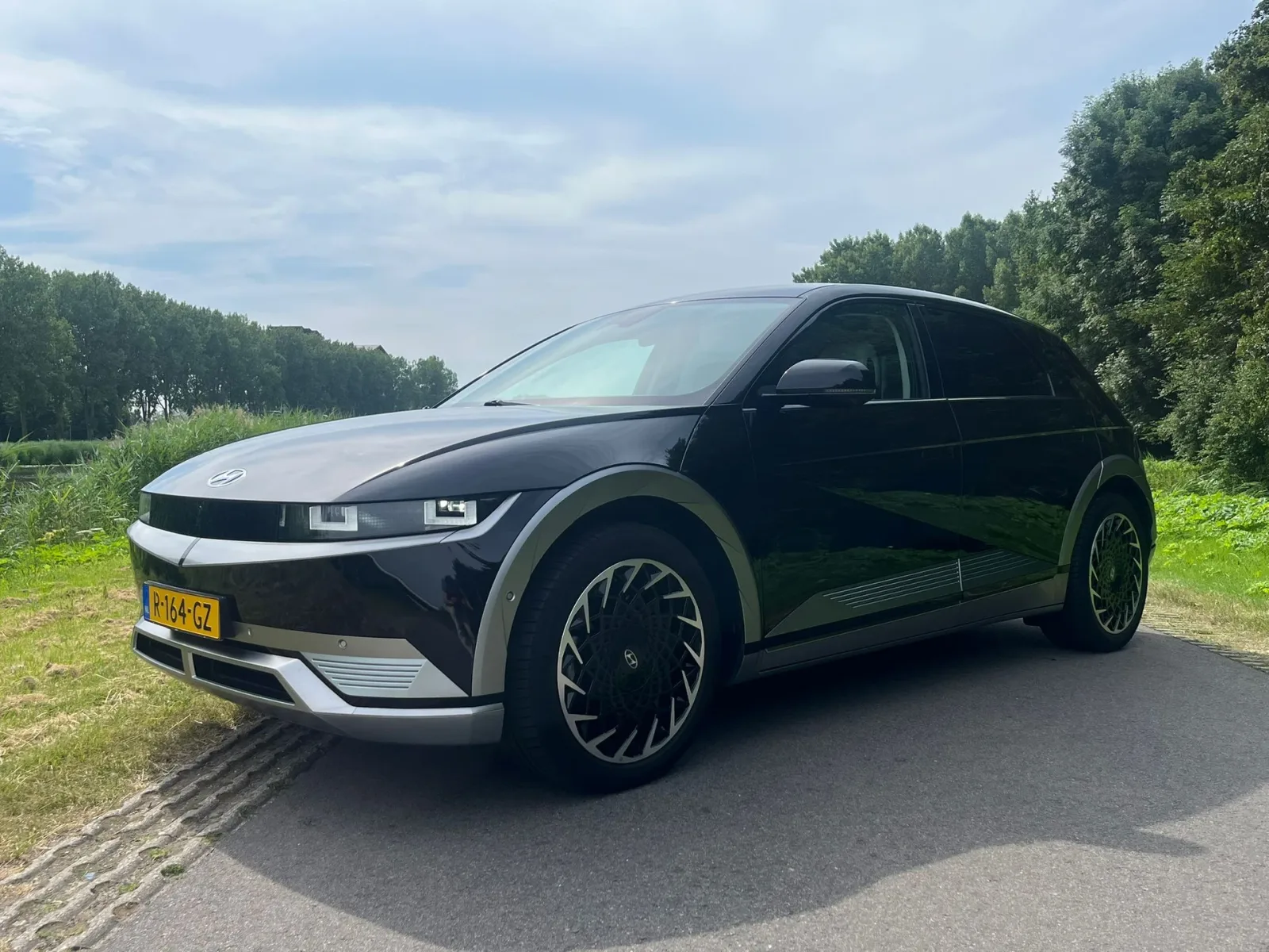 Hyundai Ioniq 5 (2022) — foto 1