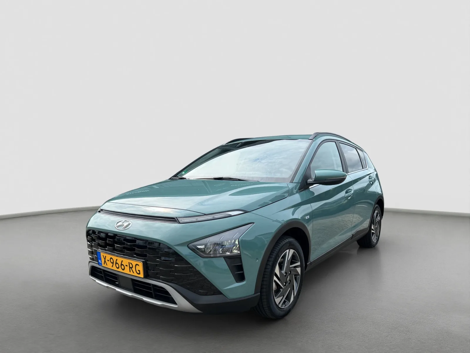 Hyundai BAYON (2024) — foto 1