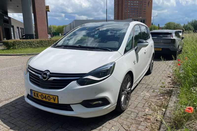 Opel Zafira (2016)