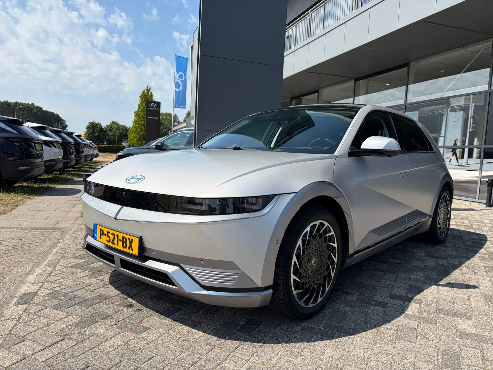 Hyundai Ioniq 5 (2021) — foto 1