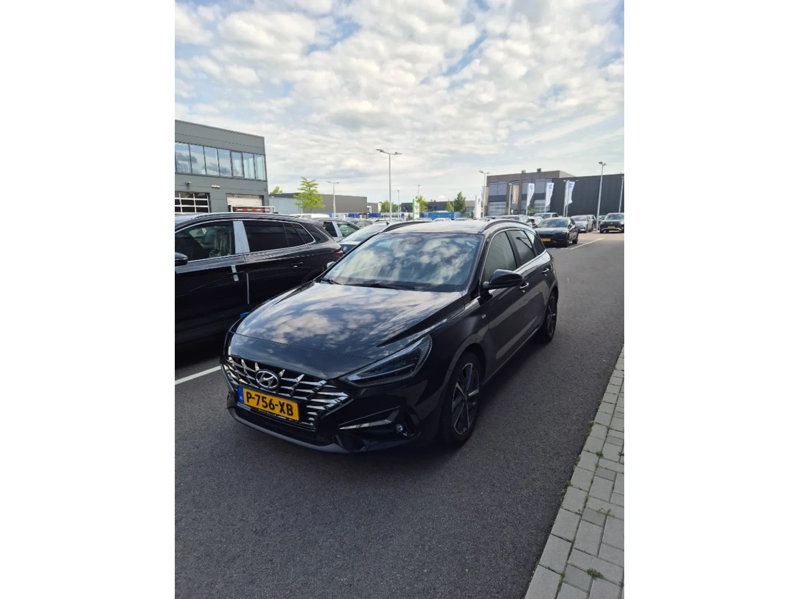 Hyundai i30 (2022) — foto 1