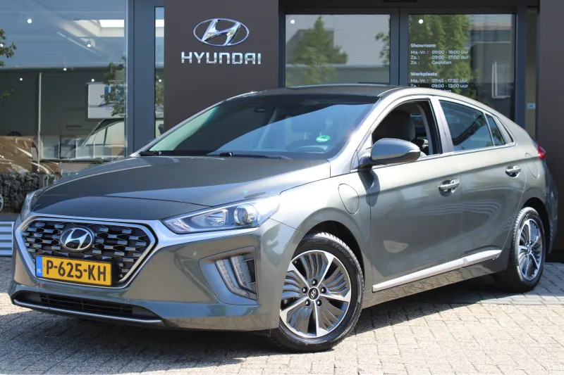 Hyundai Ioniq (2022)