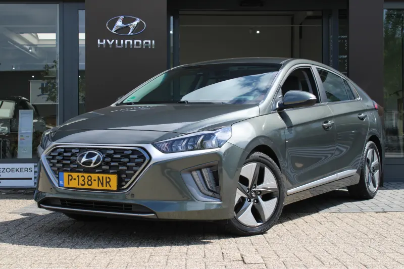 Hyundai Ioniq (2022)