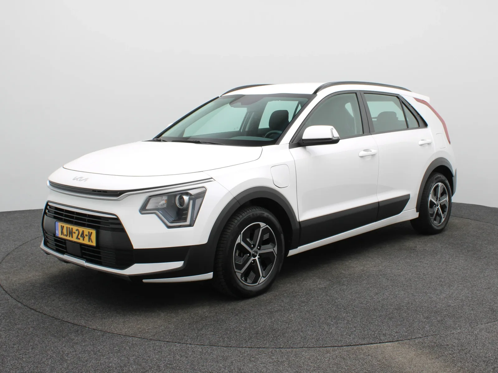 Kia Niro (2023) — foto 1