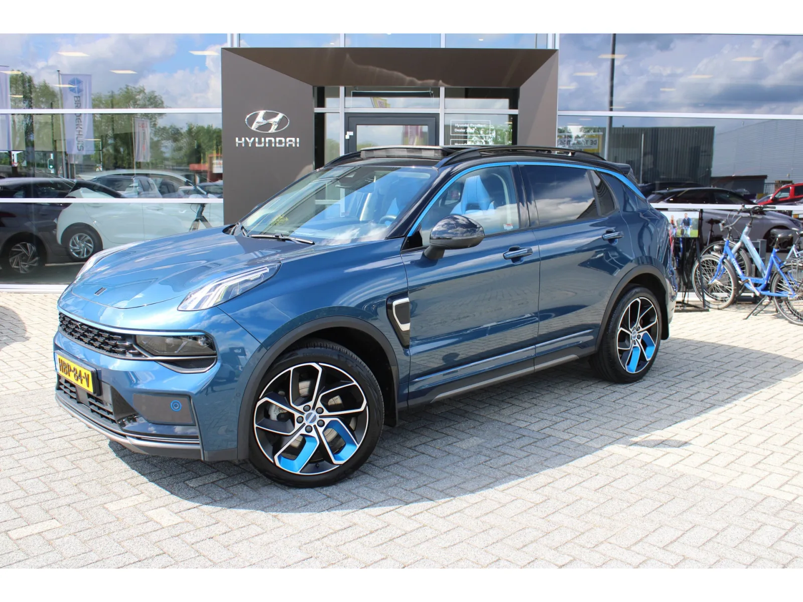 Lynk & Co 01 (2022) — foto 1