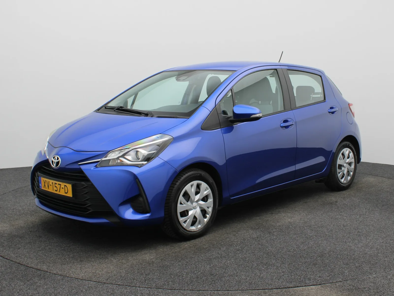Toyota Yaris (2019) — foto 1