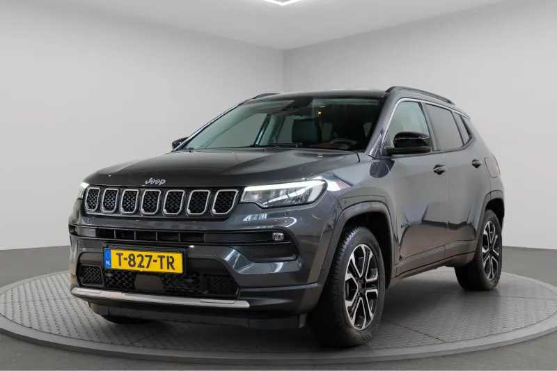 Jeep Compass (2023)