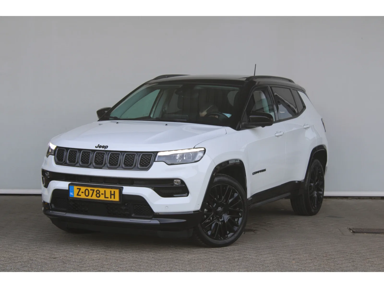Jeep Compass (2023) — foto 1
