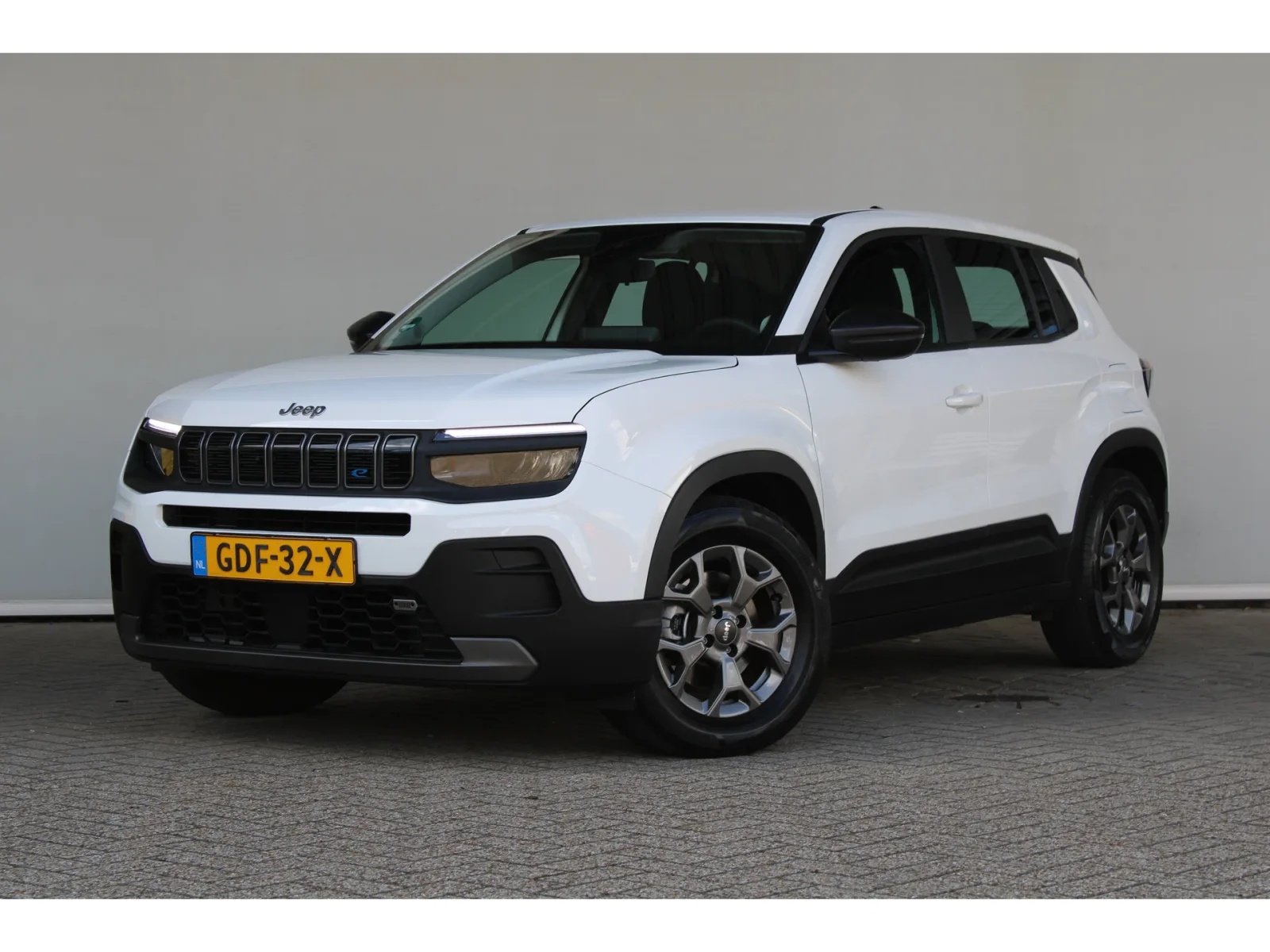 Jeep Avenger (2024) — foto 1