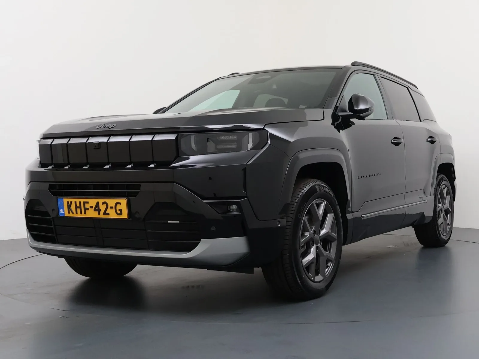Jeep Compass (2026) — foto 1
