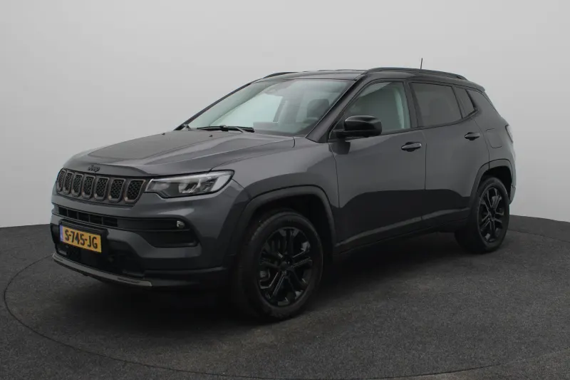 Jeep Compass (2023)