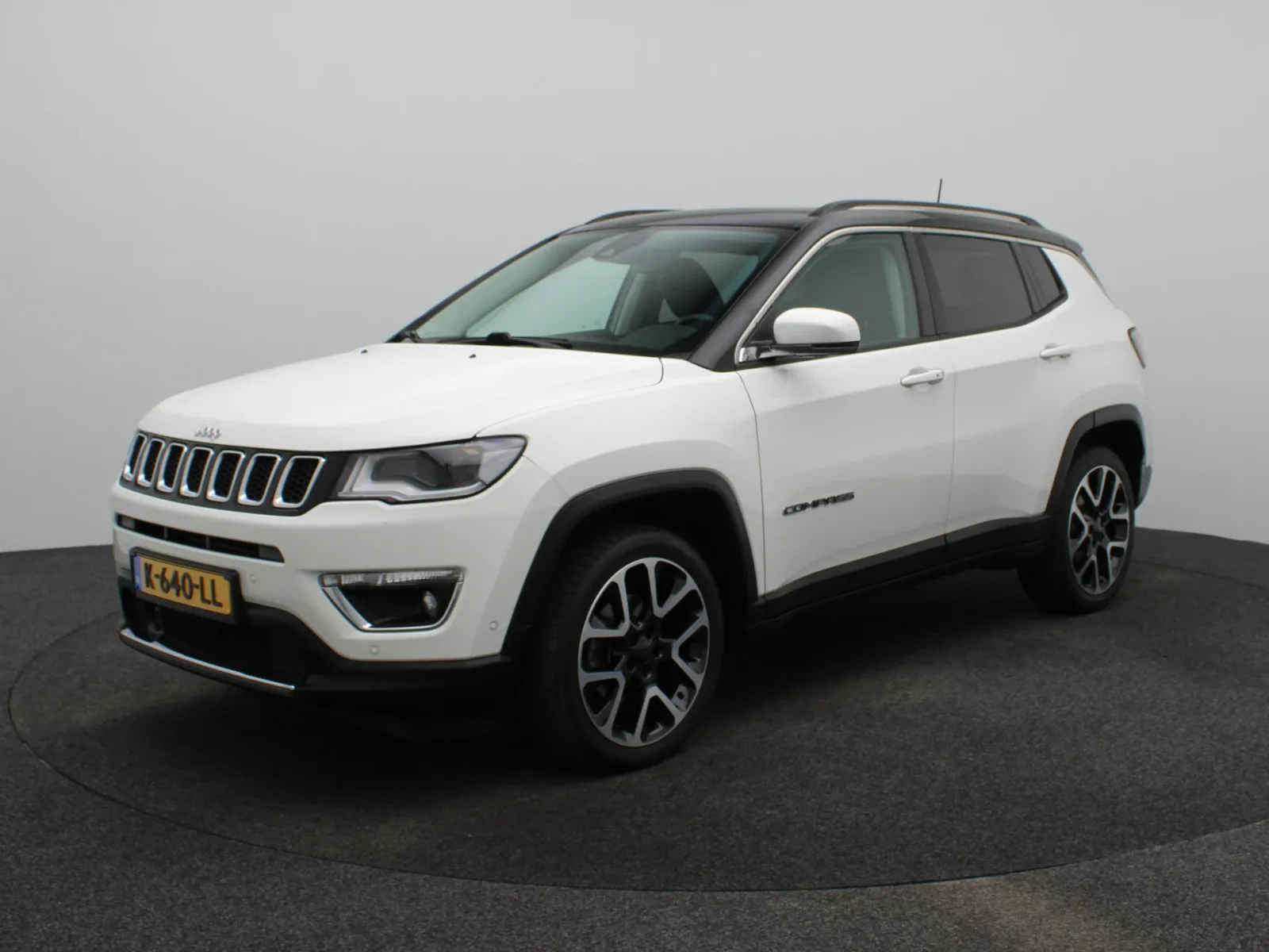 Jeep Compass (2021) — foto 1