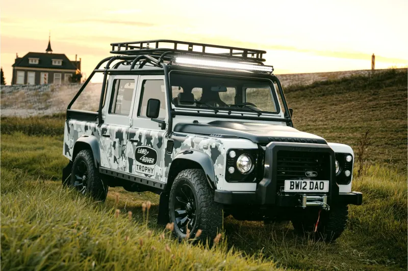 Land Rover Defender (2026)
