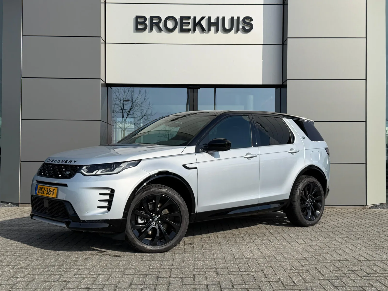 Land Rover Discovery Sport (2025) — foto 1